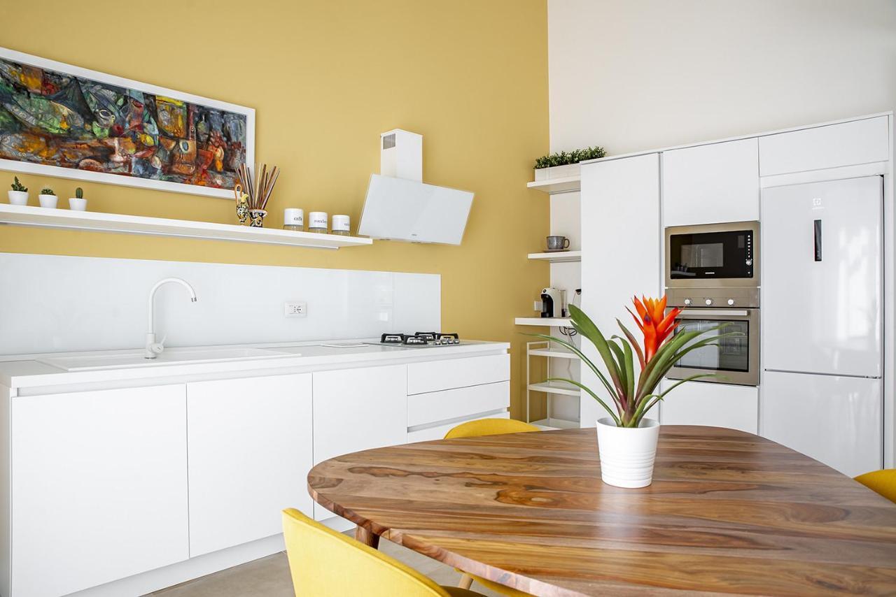 Helios Duplex A Due Passi Da Ortigia By Wonderful Italy Appartement Syracuse Buitenkant foto